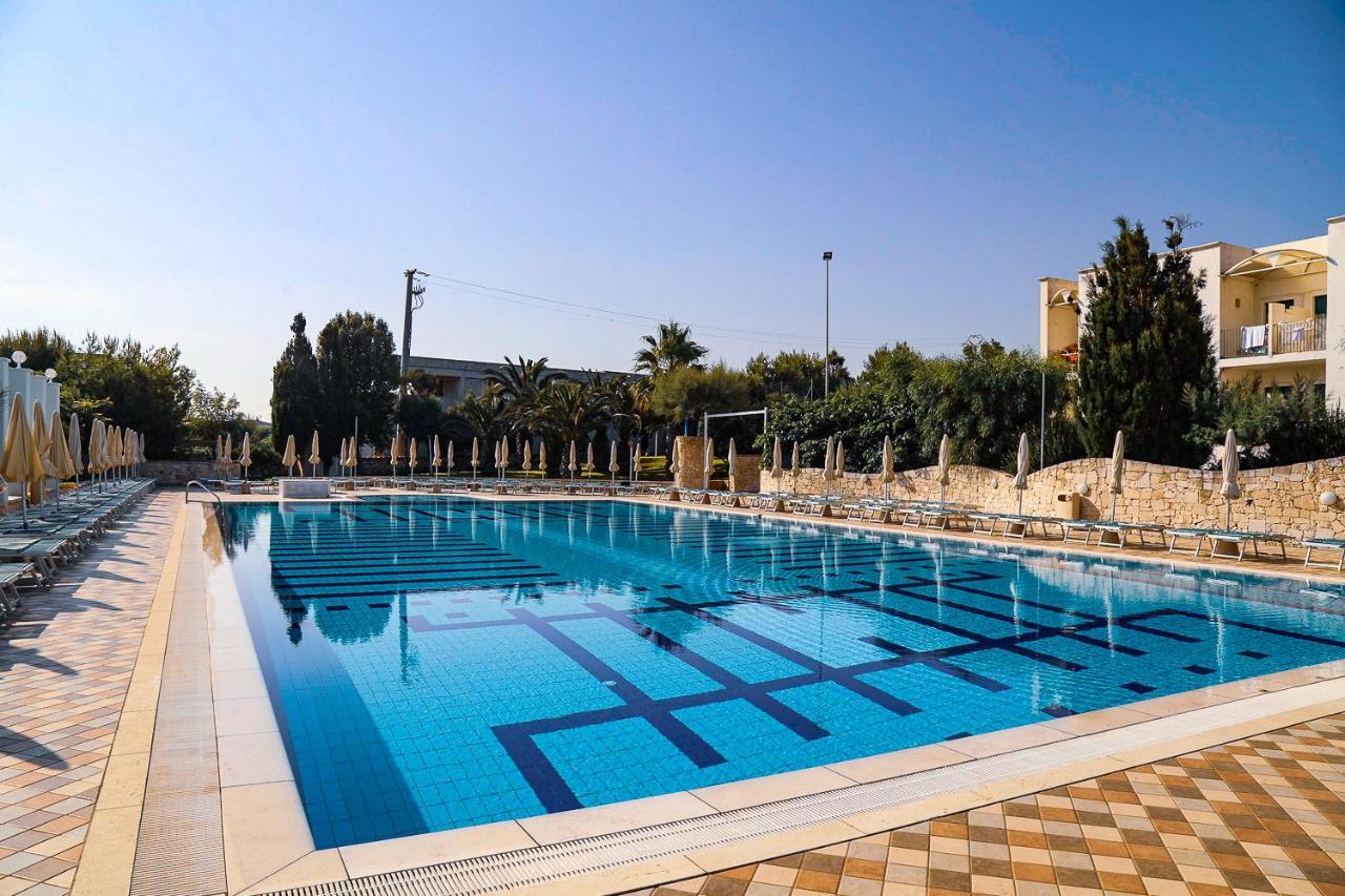 Calanca Apulian Residence Торе Санта Сабина Екстериор снимка